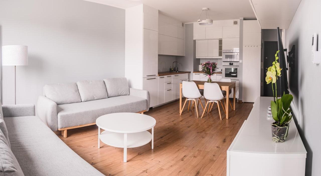 Apartment Marywilska Warsaw